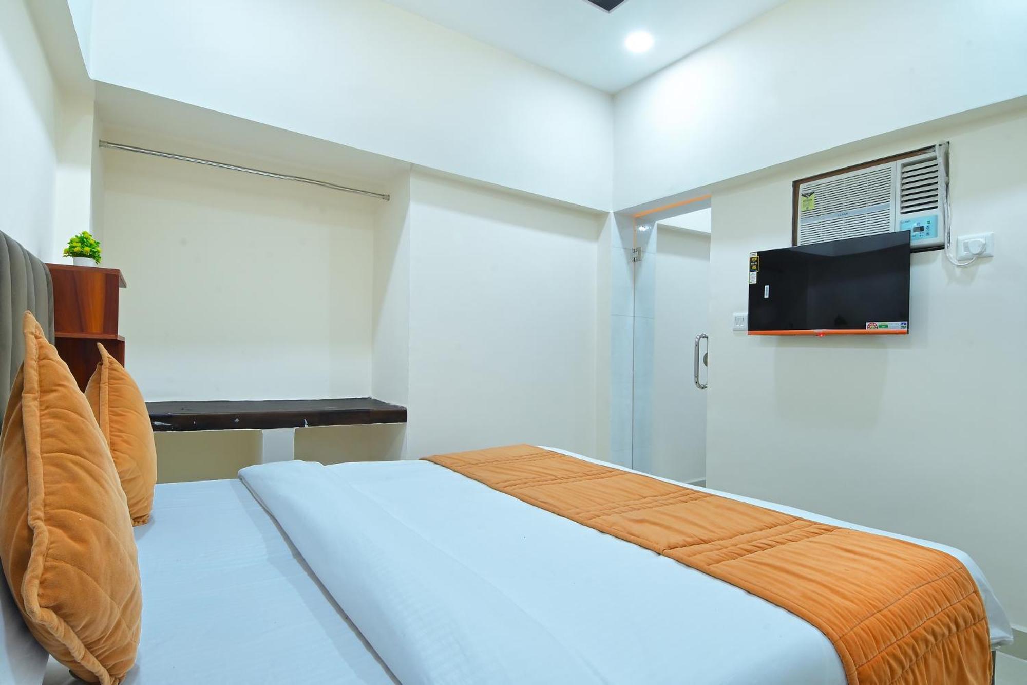 Chowdhry Tourist Lodge - New Delhi Railway Station - 2 Minutes Walk المظهر الخارجي الصورة