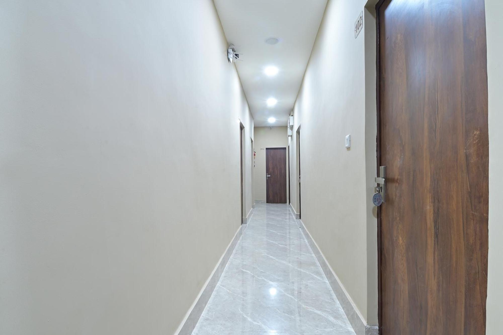 Chowdhry Tourist Lodge - New Delhi Railway Station - 2 Minutes Walk المظهر الخارجي الصورة
