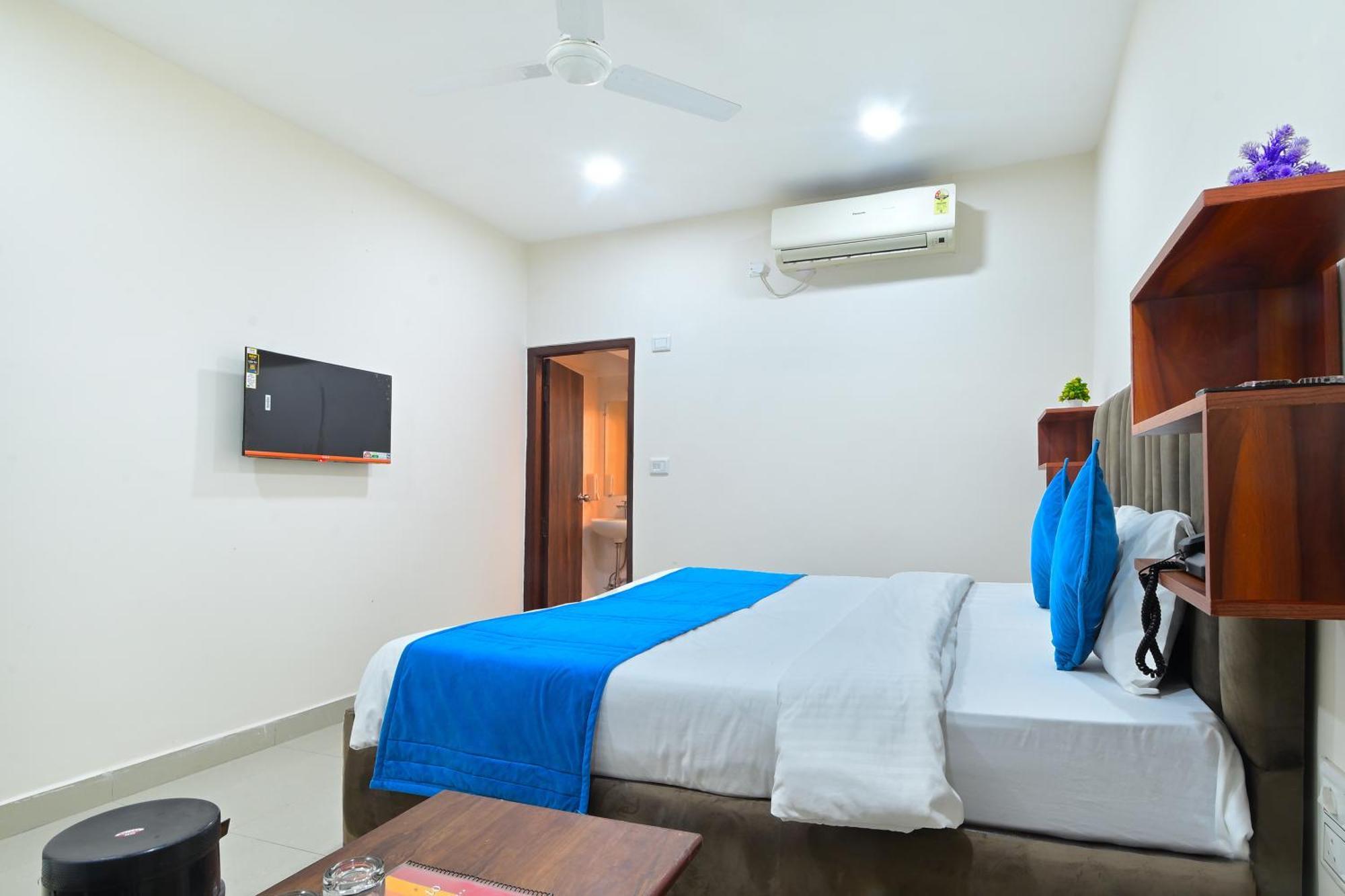 Chowdhry Tourist Lodge - New Delhi Railway Station - 2 Minutes Walk المظهر الخارجي الصورة